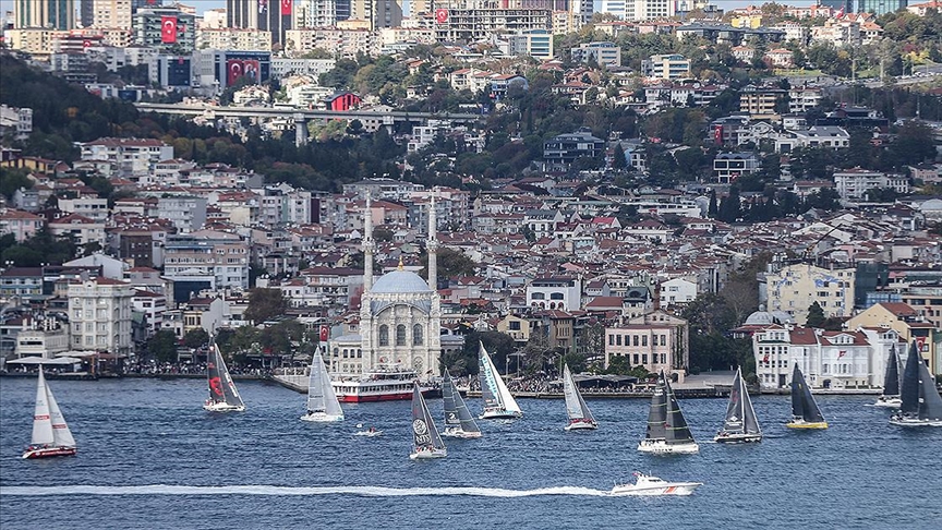 Cumhurbaşkanlığı 3. Uluslararası Yat Yarışları'nda Cumhuriyet Kupası İstanbul Boğazı'nda gerçekleştirildi