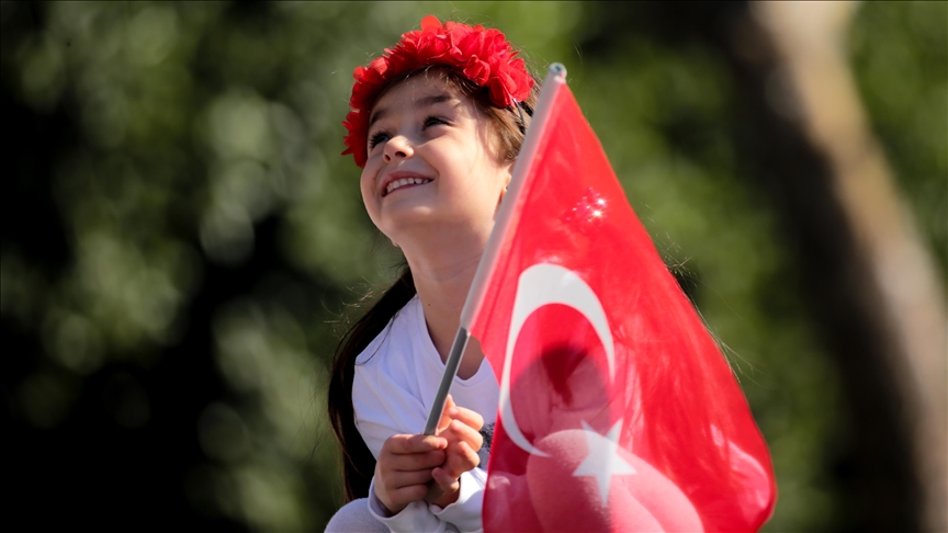 احتفالات عيد الجمهورية تعم المدن التركية