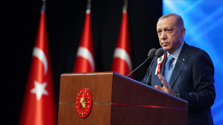 Cumhurbaşkanı Erdoğan: Uyuşturucuyla mücadele veren emniyet teşkilatıma iftirada bulunamazsınız