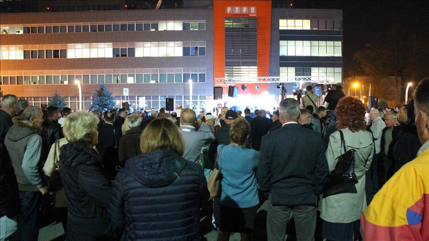 BiH: Opozicija u RS-u organizovala protest kod zgrade RTRS-a u Banjaluci