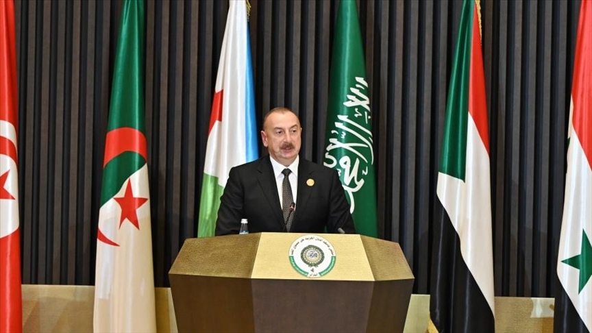 Ильхам Алиев: Мир не должен забывать насилие Франции против алжирского народа