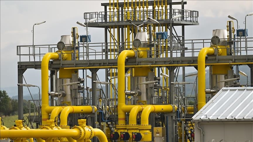 Energy crisis dominates Europe's agenda as winter approaches