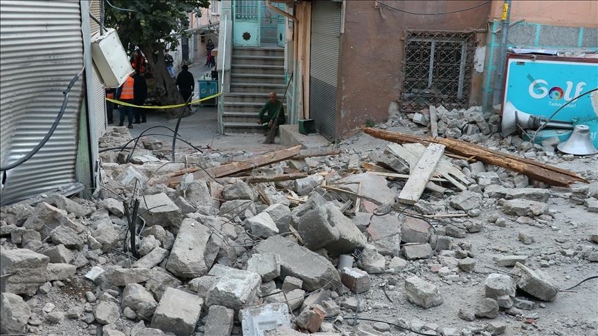 Türkiye, një tërmet 4.9 ballë godet Izmirin