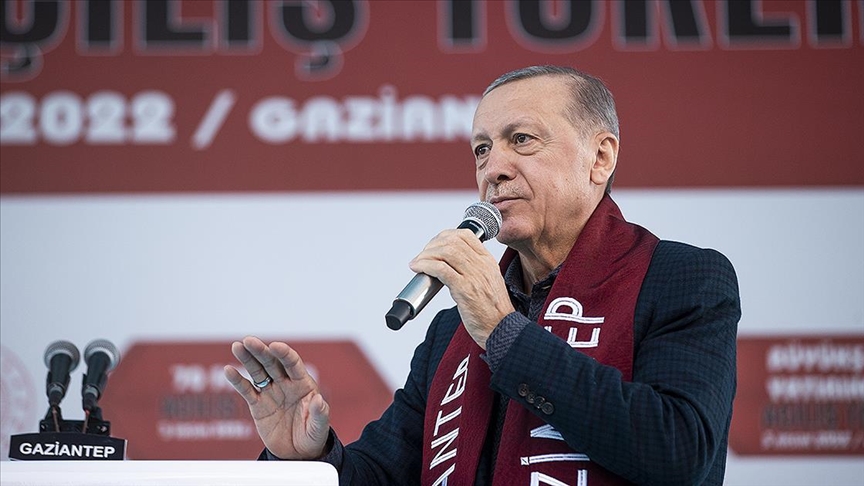 Cumhurbaşkanı Erdoğan: Tüm siyasetini bir iftira dalgası üzerine kuranlar siyasetçi değil proje elemanıdır