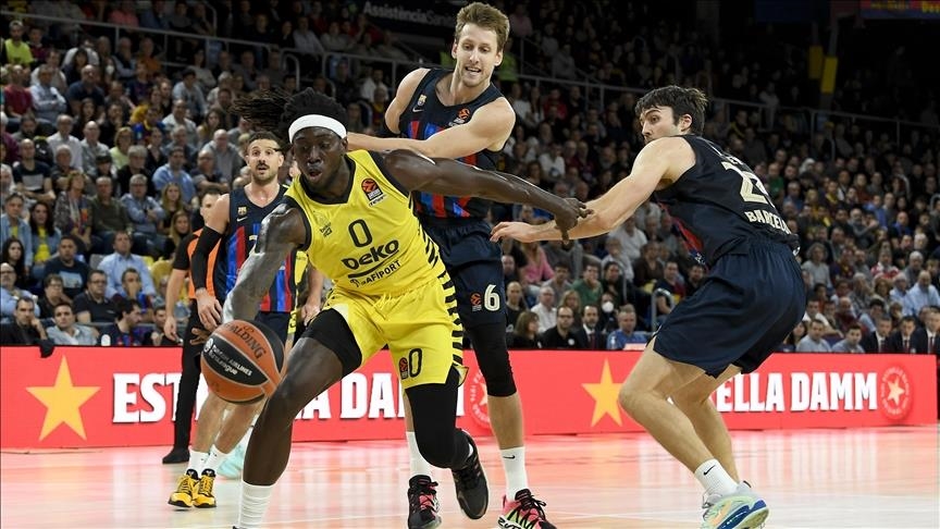 Barcelona nips Fenerbahce Beko 81-80 in EuroLeague play