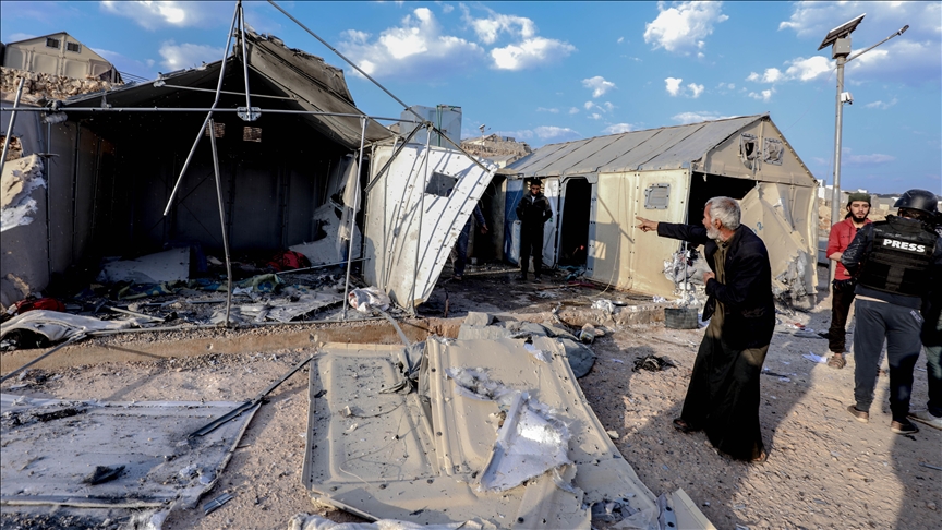 6 killed as regime forces attack refugee camp in Syria’s Idlib