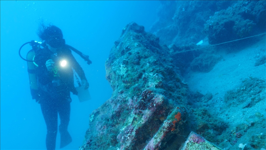 Antalya kıyılarında bulunan 14 gemi batığı su altı arkeologlarını heyecanlandırdı