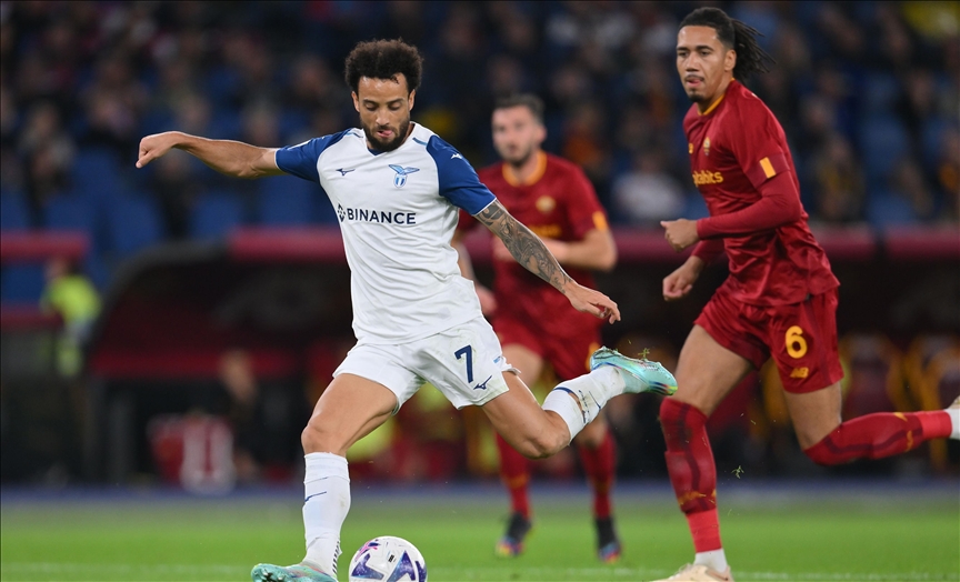 Felipe Anderson's goal scores victory for Lazio over Roma in Derby della Capitale