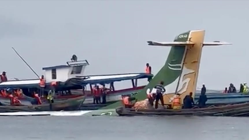 Mueren 19 personas en accidente aéreo en lago de Tanzania