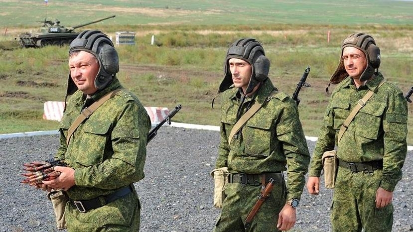 В Москве сообщили о переброске войск на левый берег Днепра