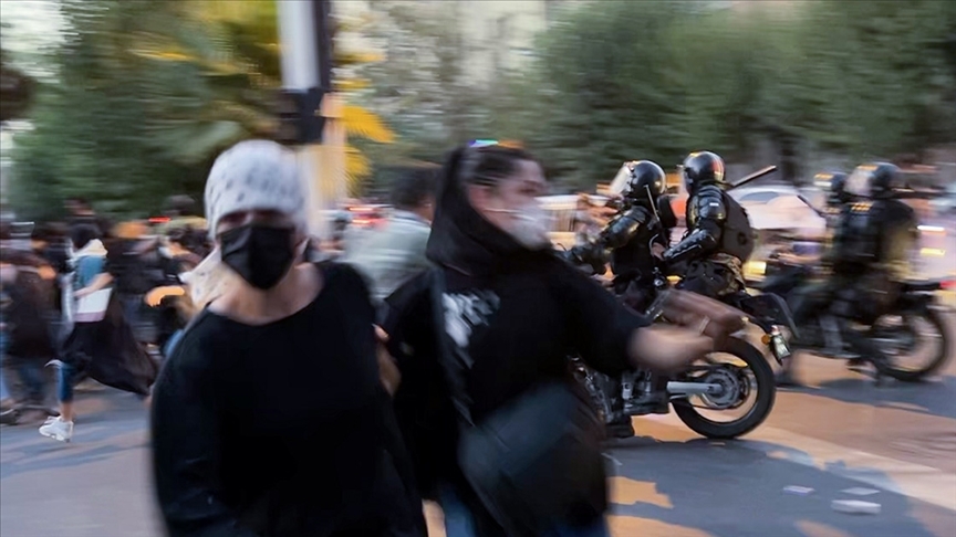 BM'den İran'a "ölüm cezasını protestoları bastırma aracı olarak kullanma" uyarısı