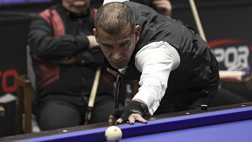 Турецкий бильярдист стал чемпионом мира по бильярду Three-Cushion