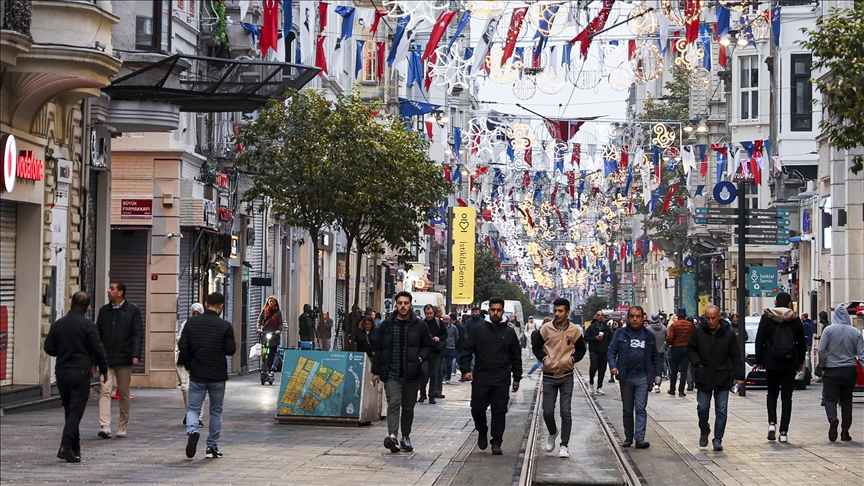 People start returning to Istanbul's Istiklal Avenue after deadly terror attack