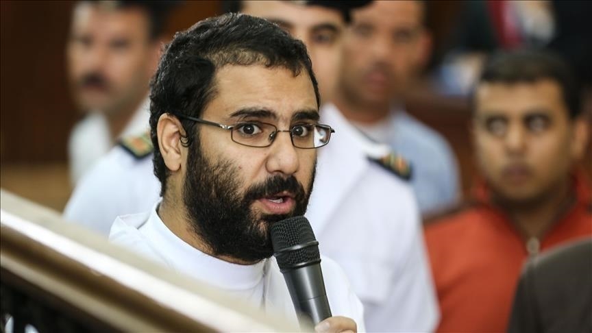 مصر.. الناشط السجين علاء عبد الفتاح ينهي إضرابه عن الطعام
