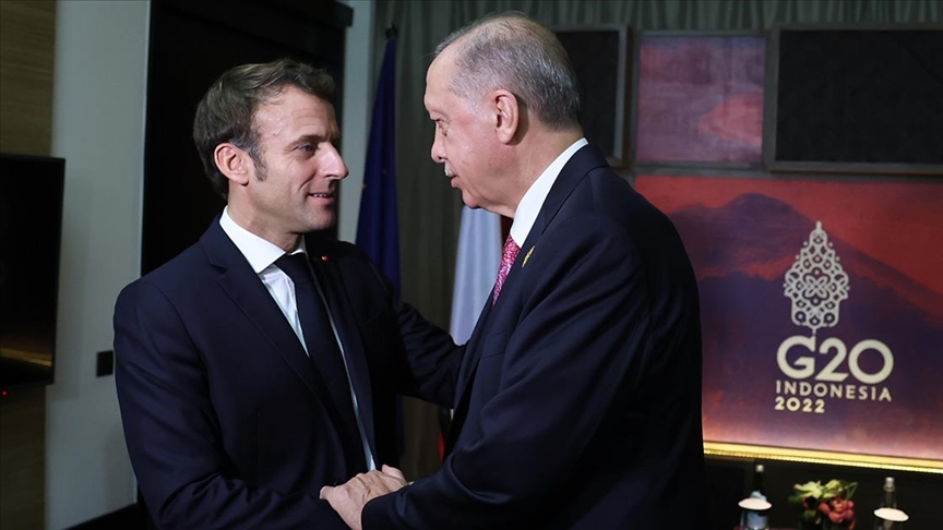 Президент Турции провел встречу с коллегой из Франции