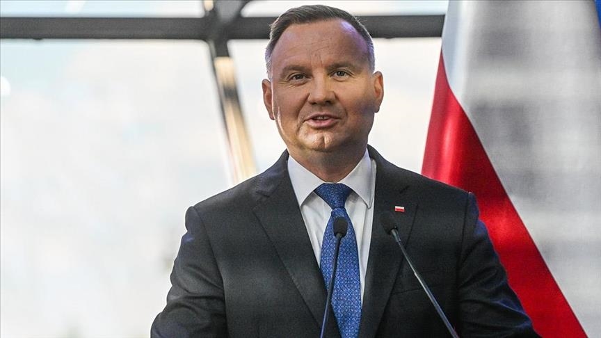 Polşa Prezidenti: “Paket təsadüfən bizim ərazimizə düşüb”