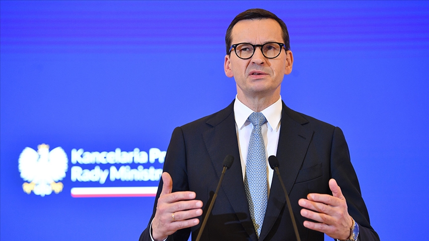 Polonya Başbakanı: Ukrayna, kendini savunmak için füze fırlattı. Bunlardan biri yanlışlıkla Polonya topraklarına düştü