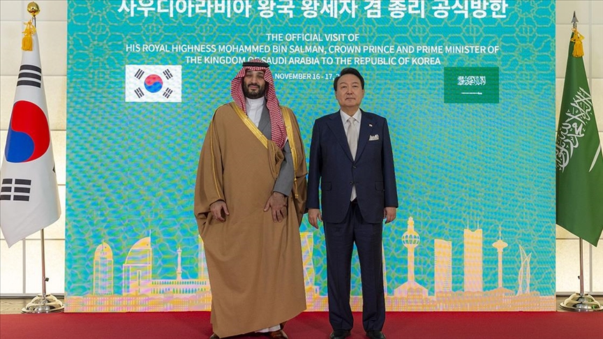ابن سلمان يبحث التعاون الاستثماري مع رئيس كوريا الجنوبية