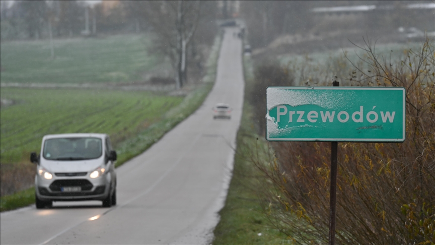 Polonyalılar, Ukrayna sınırına düşen füzeden endişe duyuyor