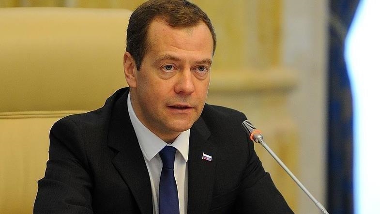 Медведев: США рано или поздно откажутся от финансовой помощи Киеву