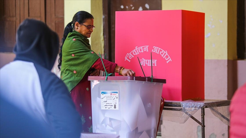 Nepal parlamento seçimleri için sandık başında