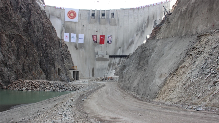 Enerji ve Tabii Kaynaklar Bakanı Dönmez: Yusufeli Barajı ekonomimize yaklaşık 5 milyar liralık katkı sağlayacak