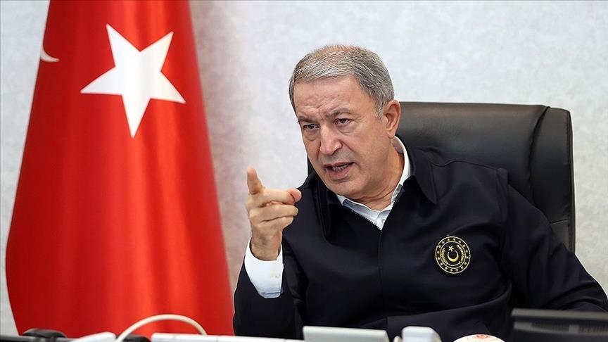 Хулуси Акар: В ходе операции Pençe-Kılıç нейтрализованы свыше 180 террористов