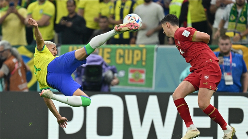 理查利森梅开二度，激励巴西2-0战胜塞尔维亚