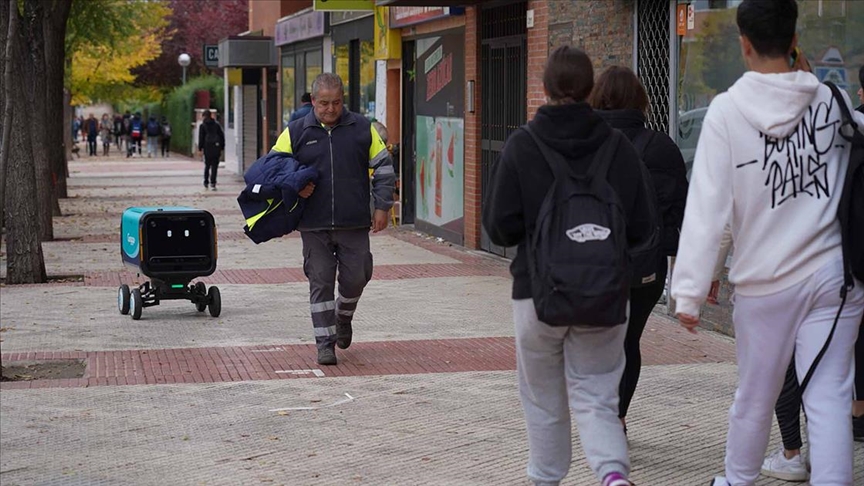 Španija: Roboti za dostavu na ulicama Alcobendasa