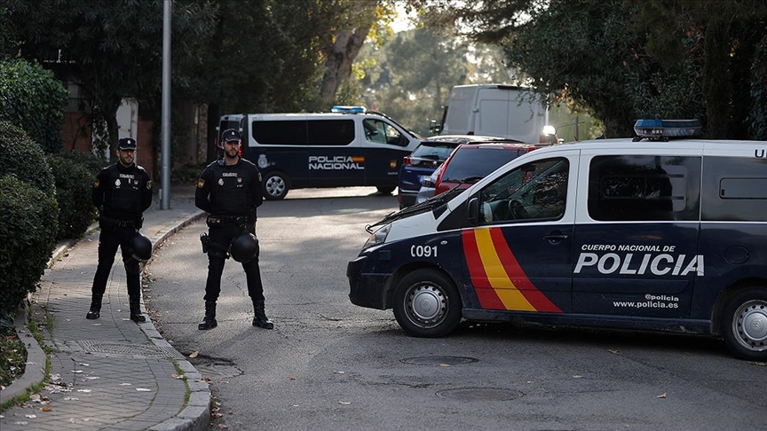 İspanya'da Ukrayna'ya sevkiyat yapan silah fabrikasına içinde patlayıcı olan zarf gönderildi