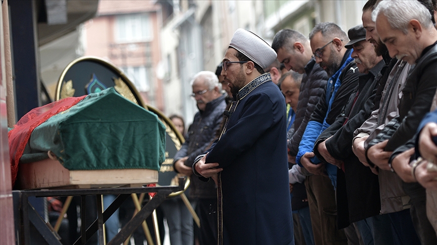 Bursa'daki uçak kazasında ölen genç kadının cenazesi defnedildi