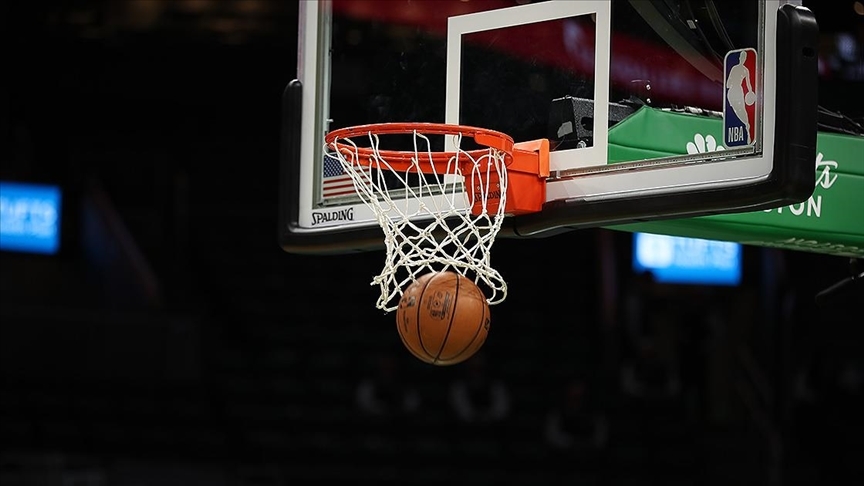 NBA'de Pistons, Mavericks'i uzatmada yendi