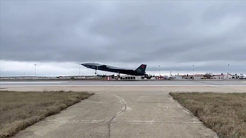 В Турции проведено тестирование взлёта беспилотного самолета Bayraktar Kızılelma