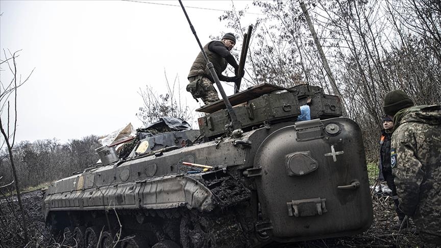 Zelenskyy: Luftimet më të ashpra zhvillohen në Bakhmut dhe Soledar në rajonin e Donetskut