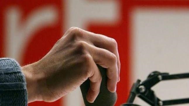 حكومة بوركينا فاسو تعلق بث إذاعة RFI الفرنسية