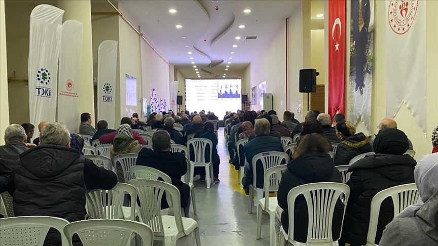 Zonguldak'ta "İlk Evim, İlk İş Yerim" projesiyle yapılacak konutların kura çekimi başladı