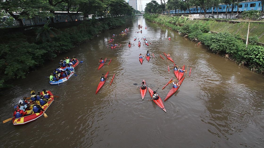 Indonezi, mbahet Festivali i kanoes në Xhakartë 