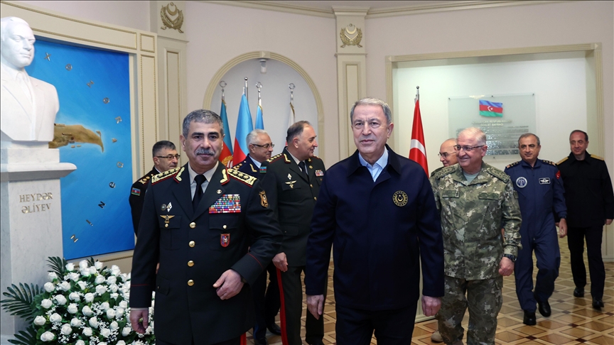 Armenia must grasp peace offering by Türkiye, Azerbaijan, says Turkish defense chief