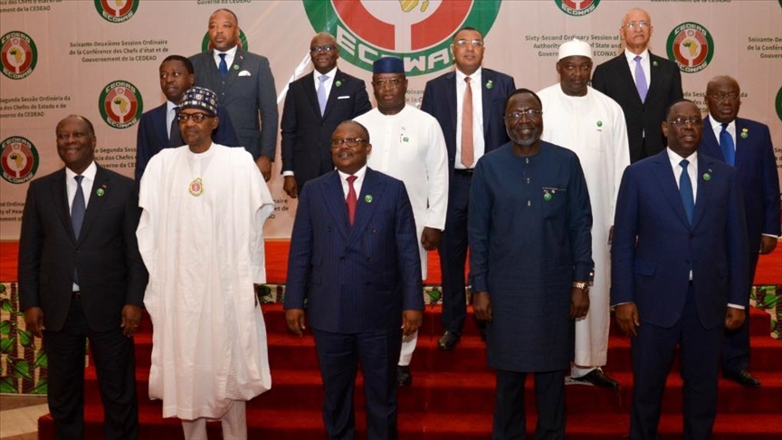 West African leaders agree to set up regional force