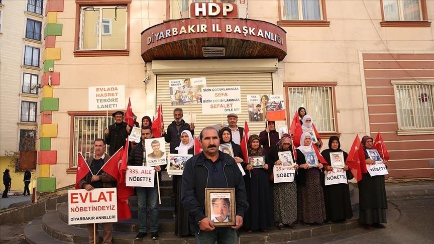 Another family joins protest against PKK terror group in southeastern Türkiye