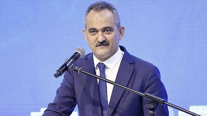 Milli Eğitim Bakanı Özer, Fransa'da OECD Eğitim Bakanları Toplantısı'na katılacak