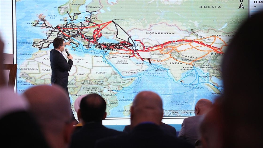 Irak'ın Basra kentinde Türkiye sınırına uzanacak "Kuru Kanal" koridoru konuşuldu