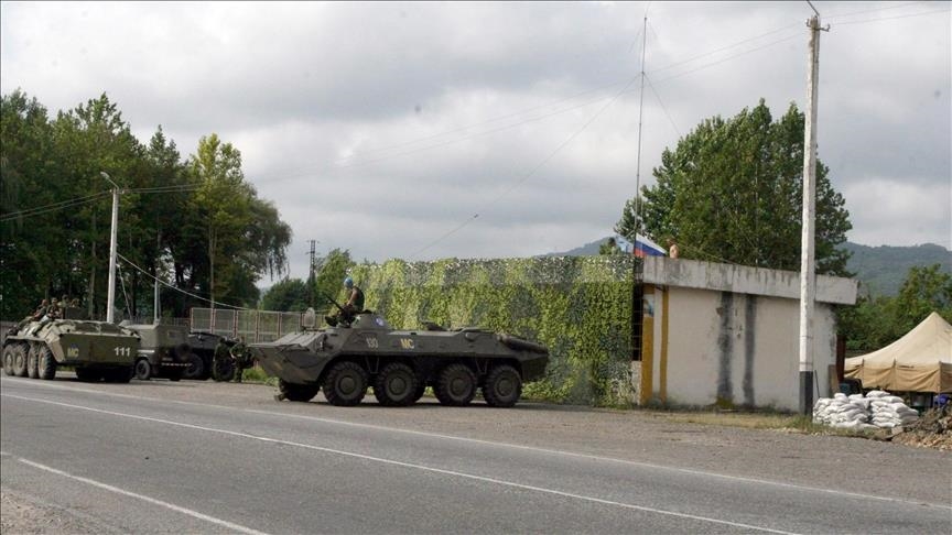 Российские военные не позволили азербайджанским журналистам проехать в Ходжалы
