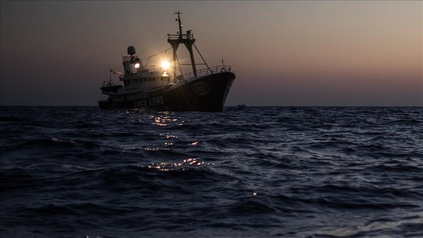 Spanish rescue teams search for 5 after sinking of migrant ship