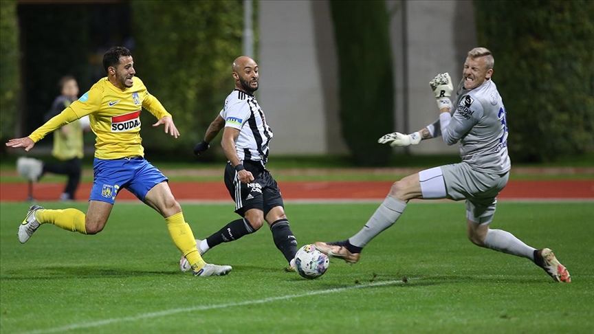 Beşiktaş, hazırlık maçında Westerlo'yu 1-0 yendi 