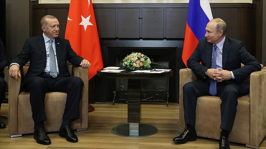 أردوغان لبوتين: تطهير الحدود السورية من الإرهابيين بعمق 30 كم أولوية