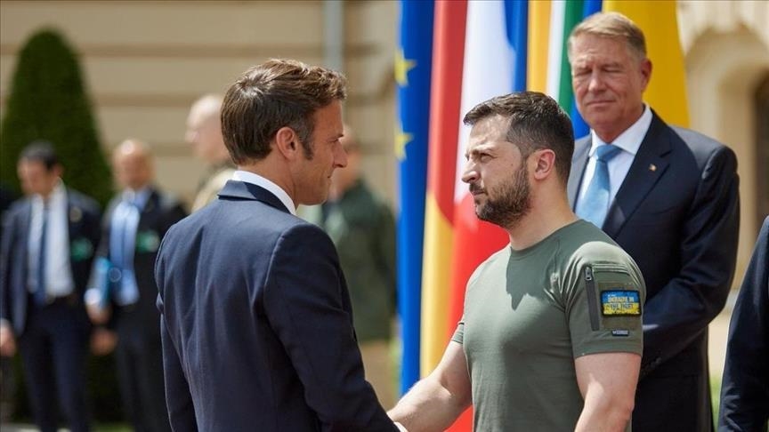 Ukrainian, French leaders discuss Kyiv's 10-point peace plan