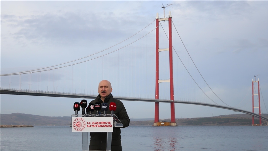 Bakan Karaismailoğlu: 1915 Çanakkale Köprüsü dünyanın en yüksek kulelerine sahip asma köprüsü olarak da tarihe geçmiştir