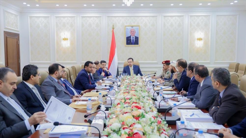 الحكومة اليمنية ترحب بدعوة الاتحاد الأوروبي لتجديد الهدنة