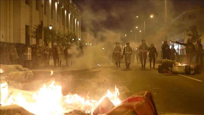 Protestas contra el Congreso dejan cinco muertos en Perú